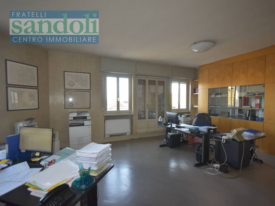 Erhvervsejendom i Vercelli, Vercelli - foto 2