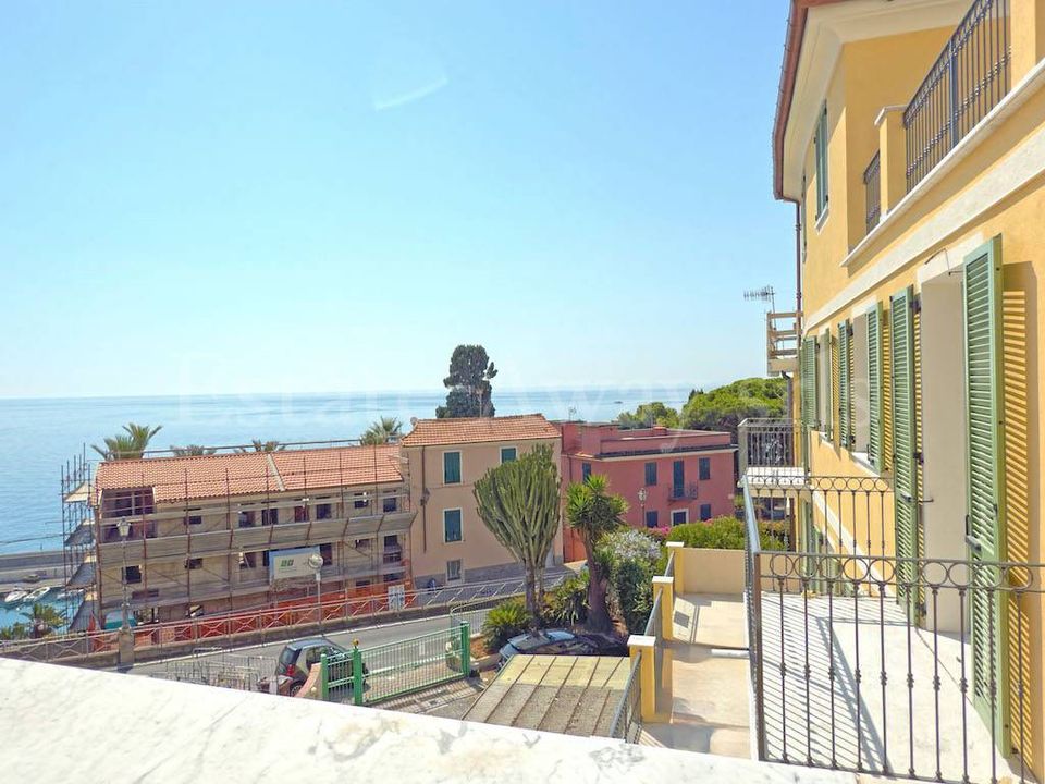 Lejlighed i Bordighera, Imperia - foto 1