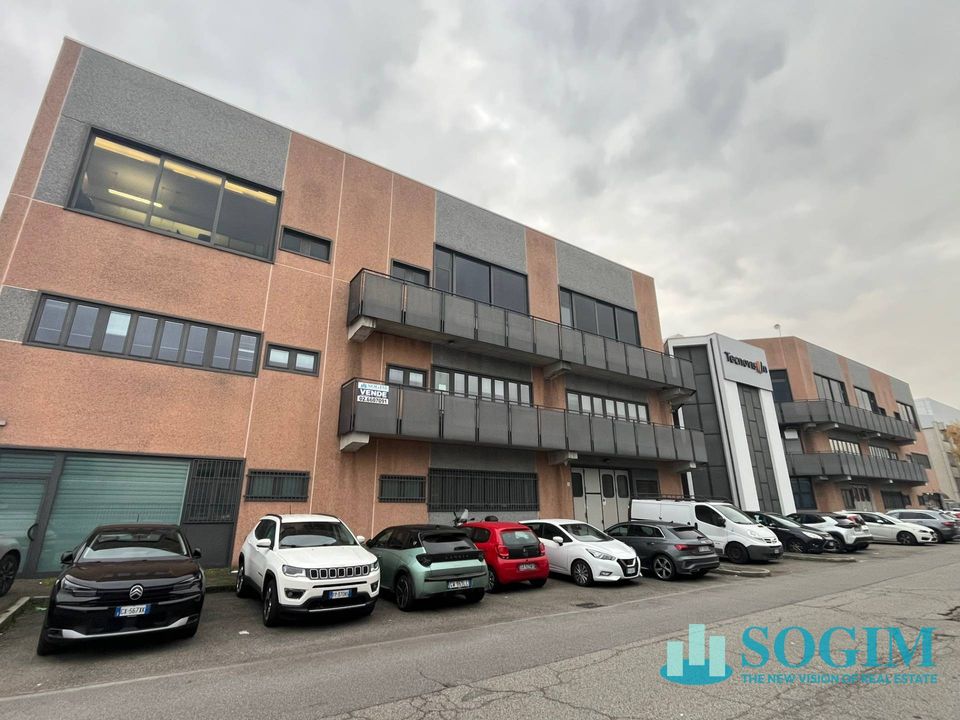Gewerbeimmobilie in Corsico, Milan - Foto 2