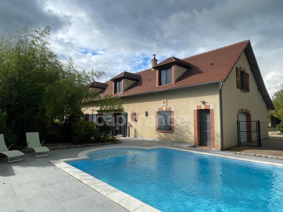 Villa i Champs-sur-Yonne, Yonne - foto 1