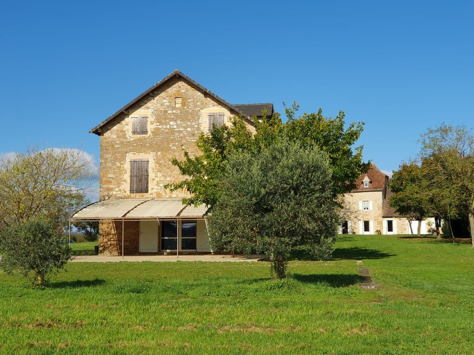 Villa in Villeneuve, Aveyron - photo 3