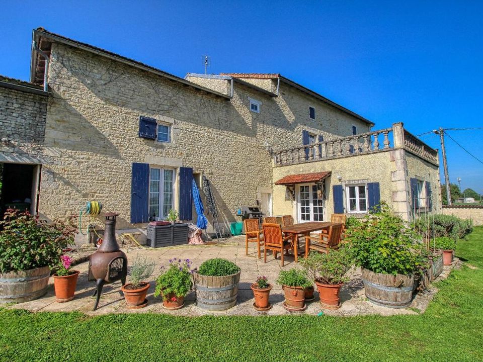 Landejendom i Vinax, Charente-Maritime - foto 4