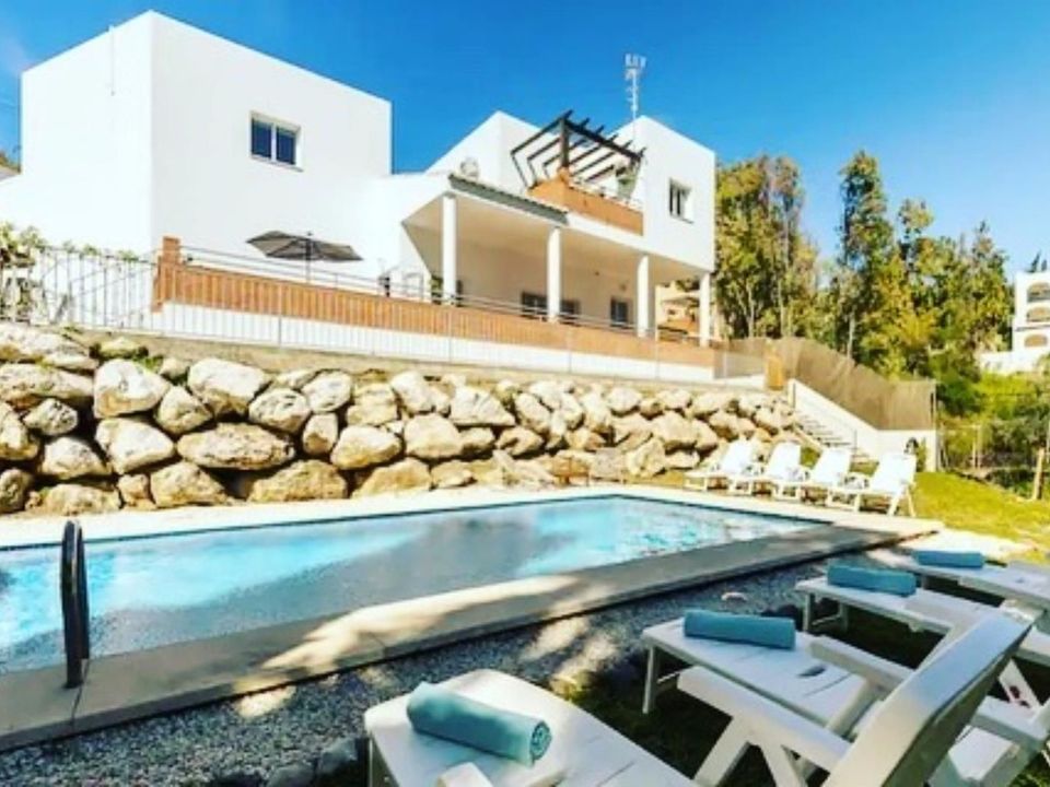 Villa i Benalmadena, Malaga - foto 1