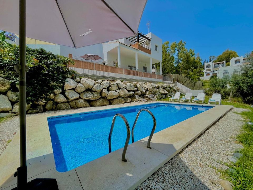 Villa i Benalmadena, Malaga - foto 3