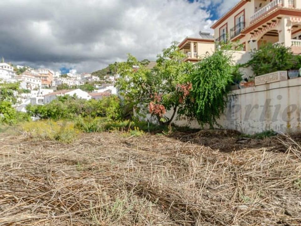 Helårsgrund i Canillas De Albaida, Malaga - foto 1