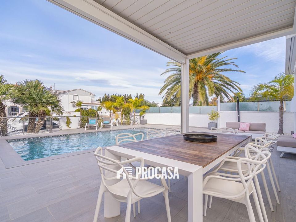 Villa i Empuriabrava, Gerona - foto 3