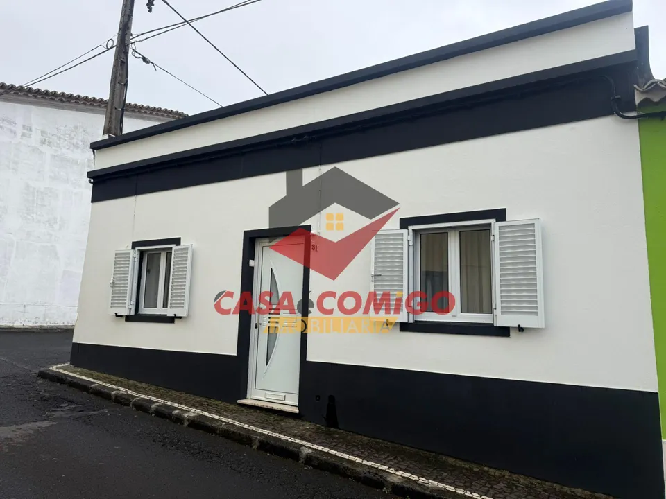 Villa i Ponta Delgada, Sao Miguel - foto 1
