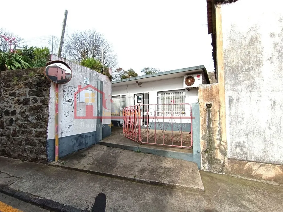 Erhvervsejendom i Ponta Delgada, Sao Miguel - foto 1