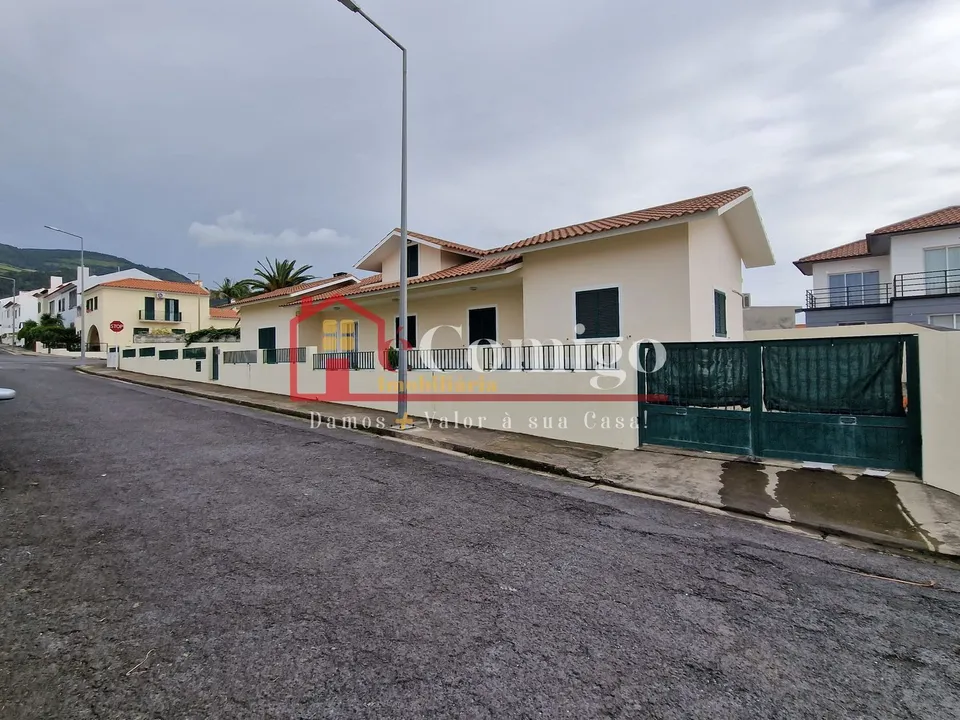 Villa i Vila Franca do Campo, Sao Miguel - foto 1