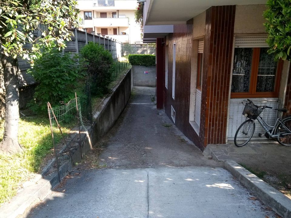 Erhvervsejendom i Nova Milanese, Monza and Brianza - foto 1