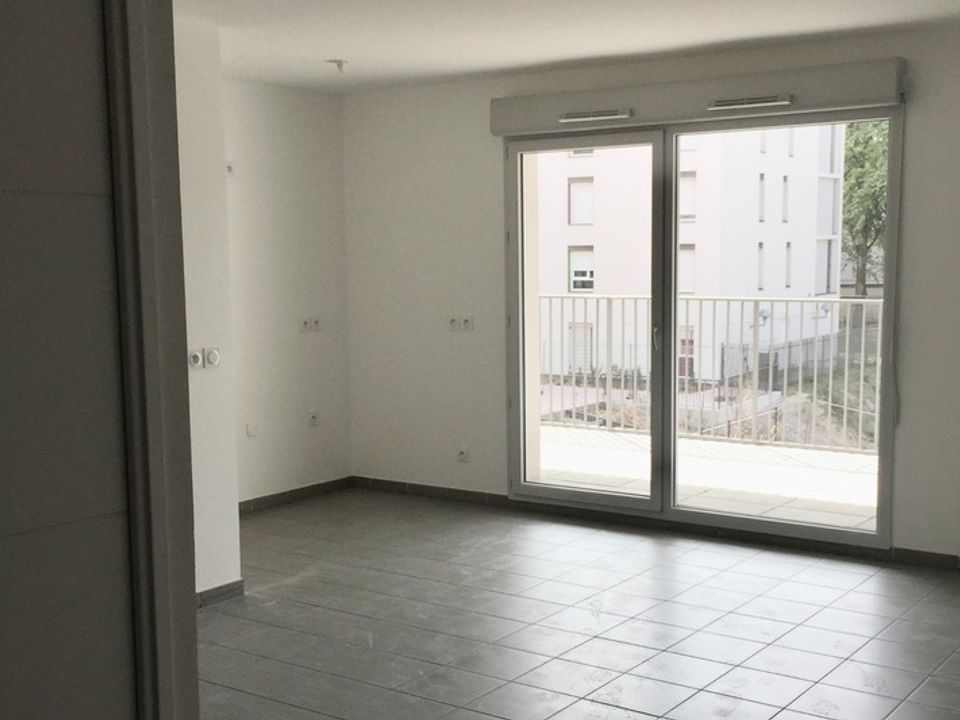 Lejlighed i Villeurbanne, Rhone - foto 5
