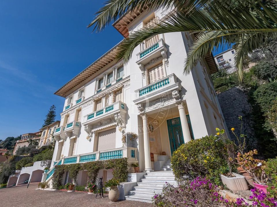 Lejlighed i Beaulieu-sur-Mer, Alpes-Maritimes - foto 1