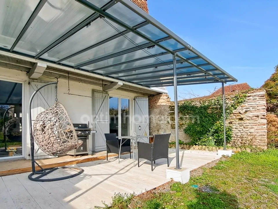 Landsbyhus i Sauveterre-de-Bearn, Pyrenees-Atlantiques - foto 1