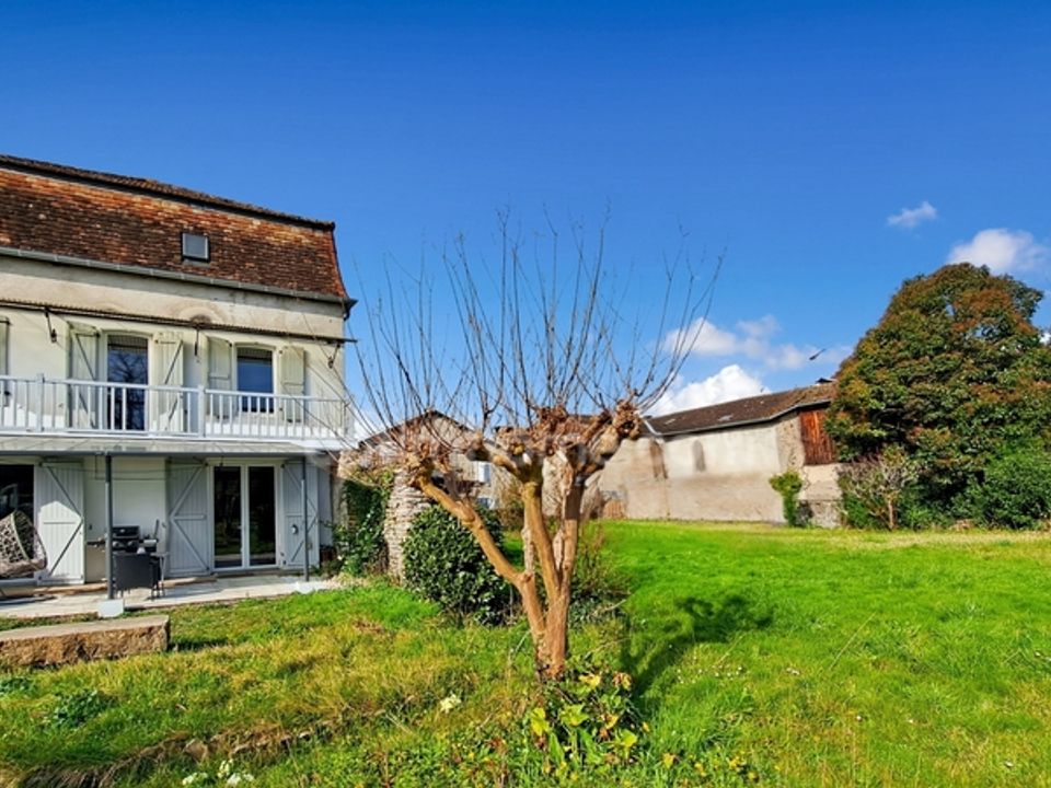 Landsbyhus i Sauveterre-de-Bearn, Pyrenees-Atlantiques - foto 3