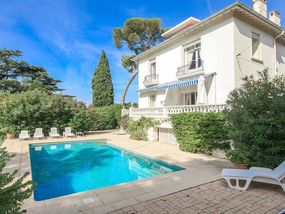 Villa i Saint-Raphael, Var - bilde 1