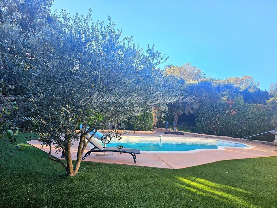 Villa i Saint-Maximin-la-Sainte-Baume, Var - foto 2