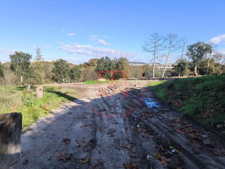 Helårsgrund i Pacos de Ferreira, Porto - foto 2