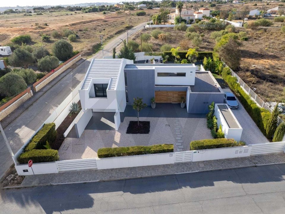 Villa i Armacao de Pera, Faro - foto 1