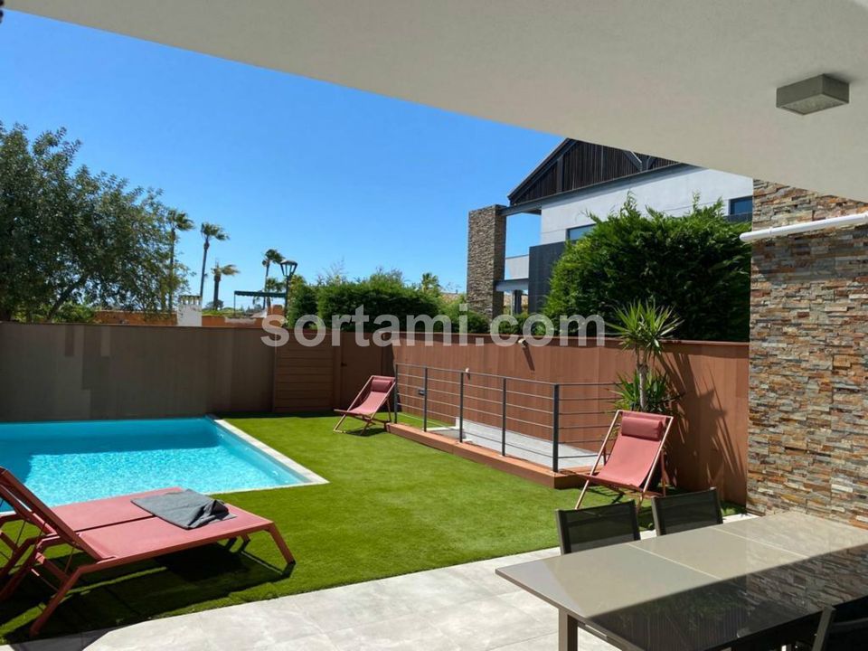 Villa in Loule, Faro - photo 1
