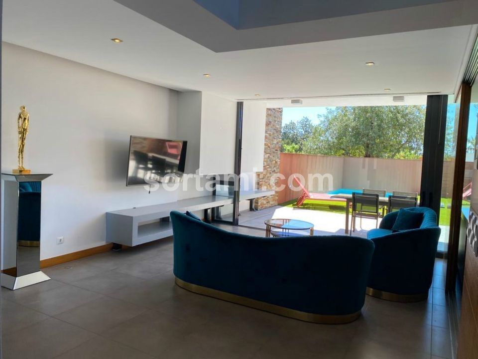 Villa in Loule, Faro - photo 2