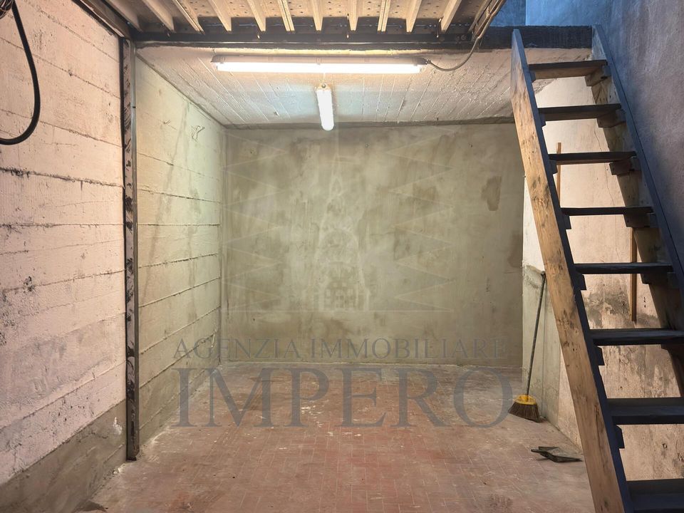 Garasje i Ventimiglia, Imperia - bilde 2