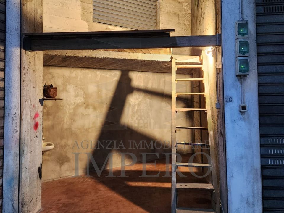 Garage i Ventimiglia, Imperia - foto 1