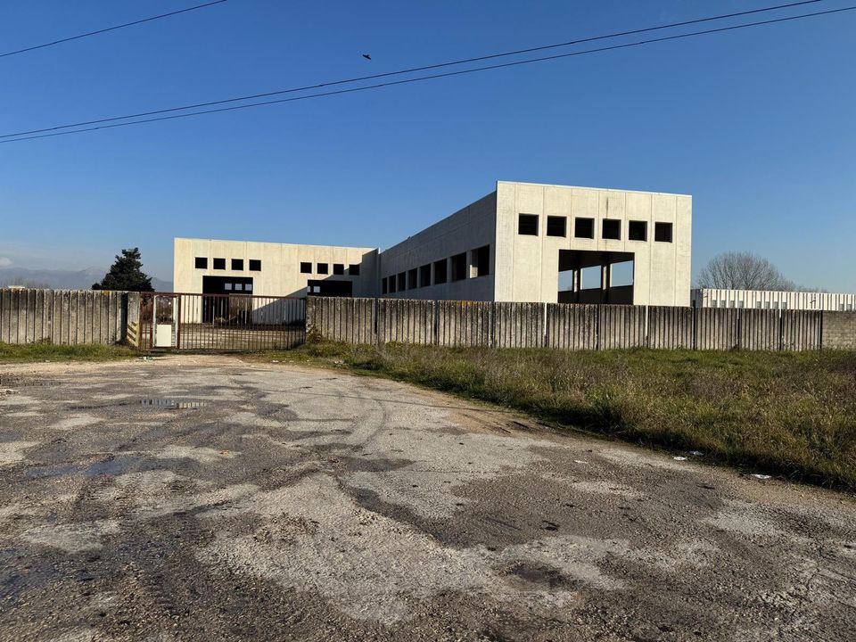 Erhvervsejendom i Ceccano, Frosinone - foto 2