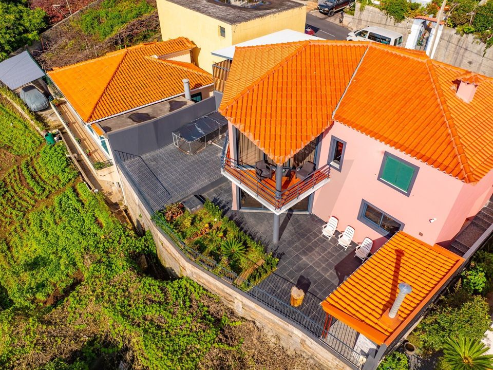 Byhus i Camara de Lobos, Madeira - foto 4