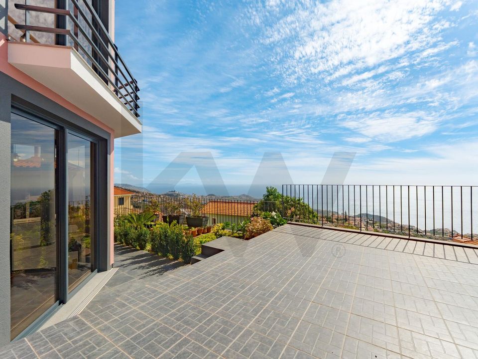 Byhus i Camara de Lobos, Madeira - foto 1