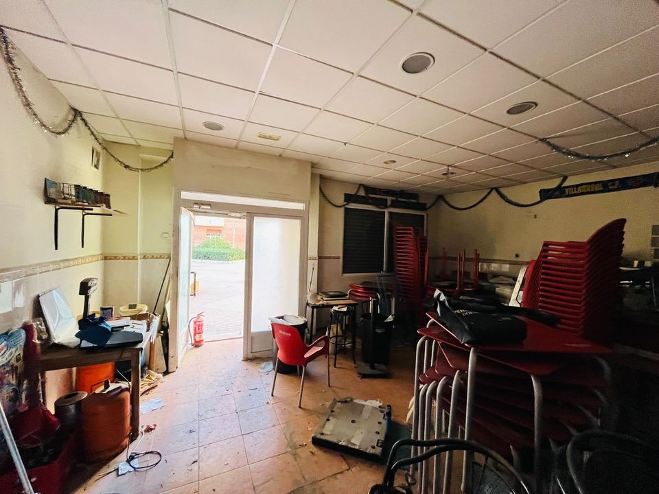 Erhvervsejendom i Mislata, Valencia - foto 3