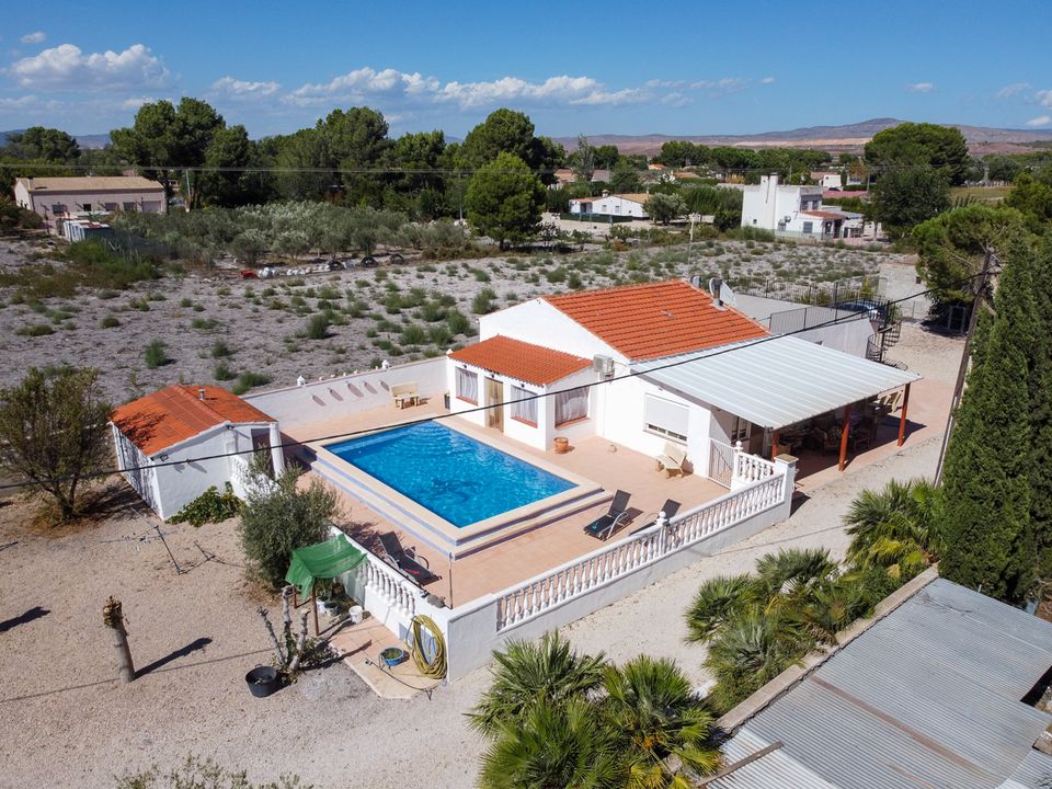 Villa i Villena, Alicante - foto 1