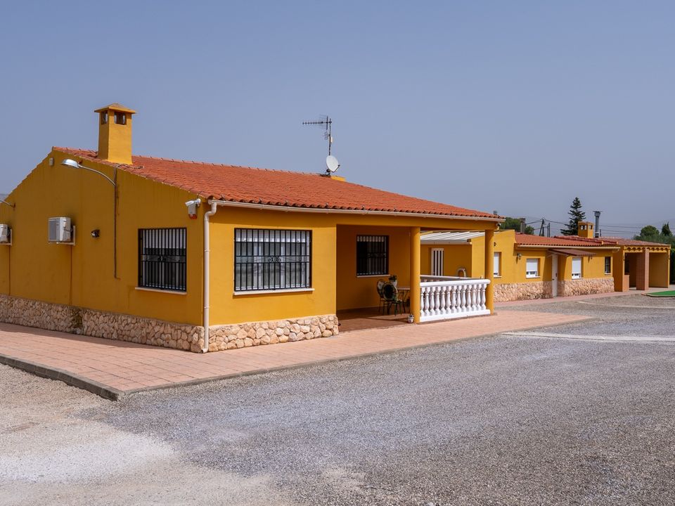 Villa i Villena, Alicante - foto 1