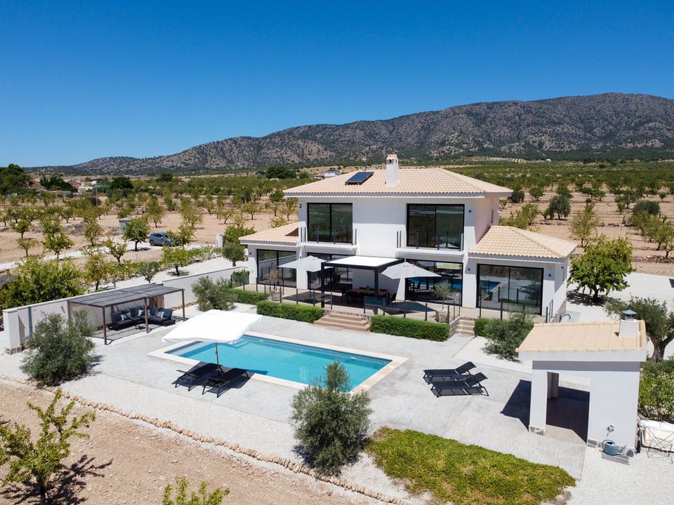 Villa i Pinoso, Alicante - foto 1