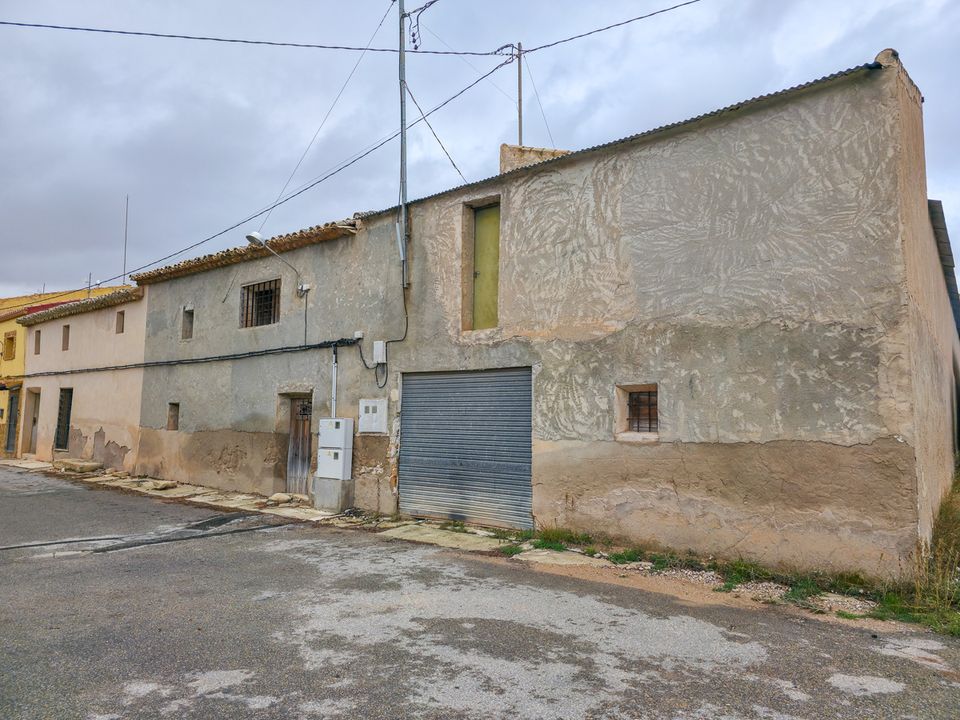 Landejendom i Pinoso, Alicante - foto 1