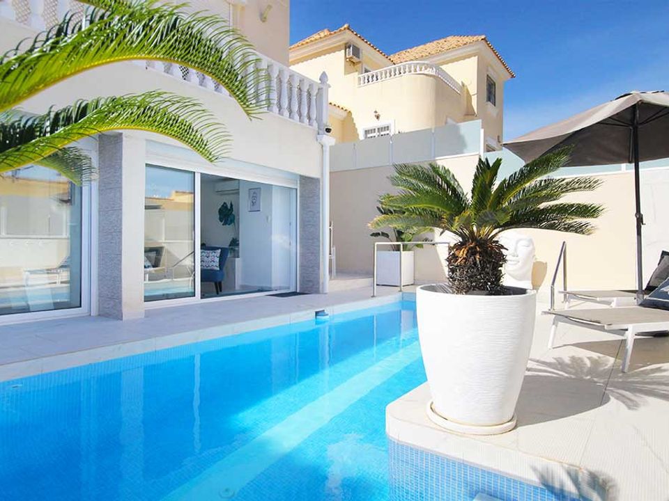 Villa i Villamartin, Alicante - foto 1