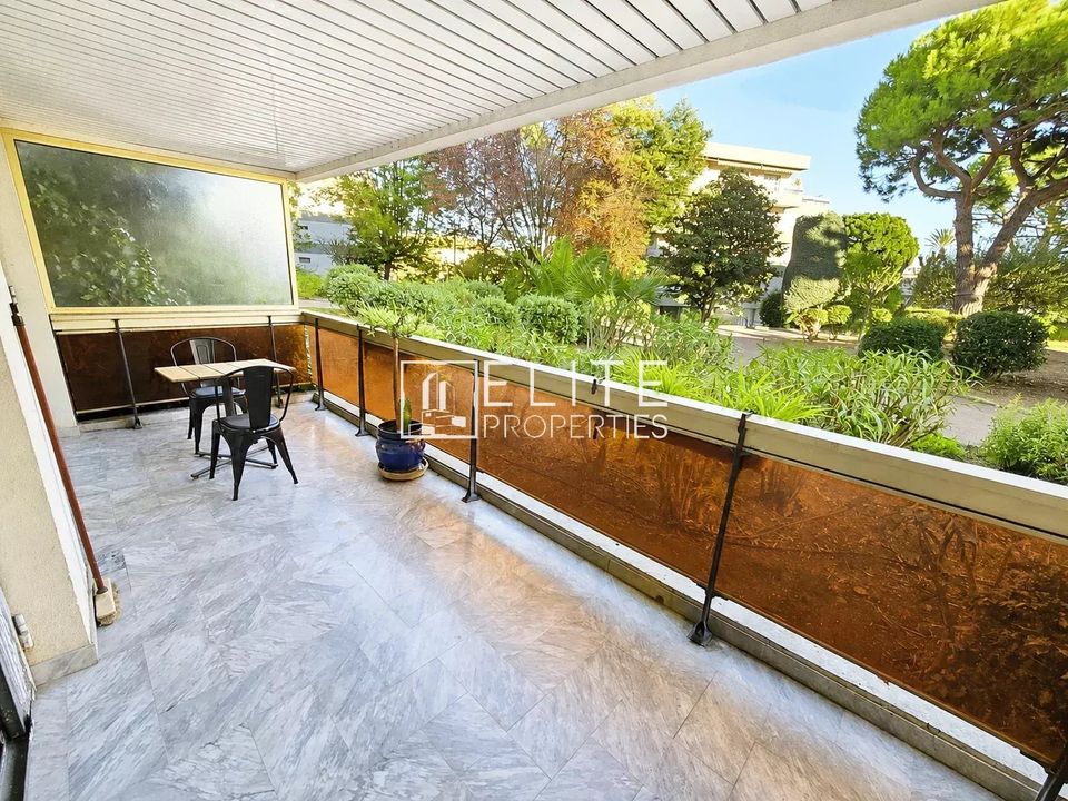 Lejlighed i Saint-Laurent-du-Var, Alpes-Maritimes - foto 1