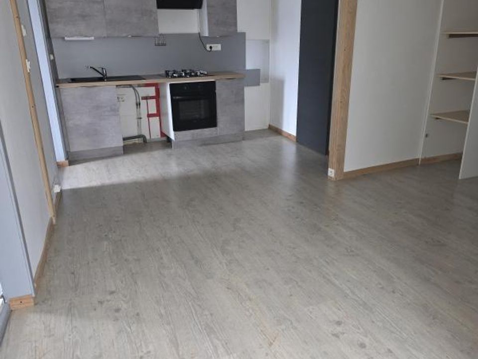 Lejlighed i Échenoz-la-Méline, Haute-Saone - foto 1