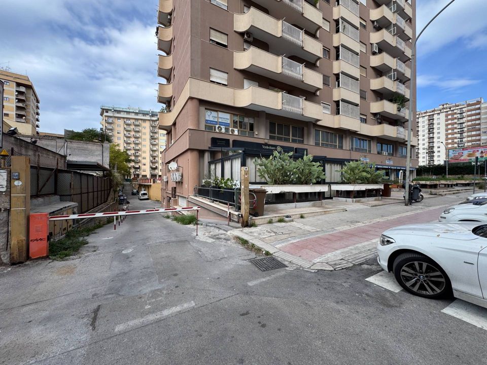 Parkeringsplads i Palermo, Palermo - foto 2