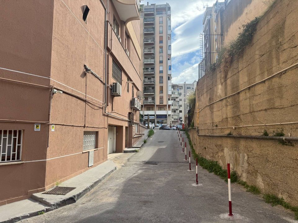 Parkeringsplads i Palermo, Palermo - foto 4