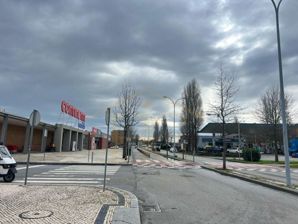 Erhvervsejendom i Povoa de Varzim, Porto - foto 1