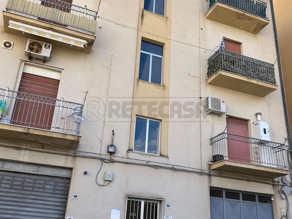 Lejlighed i Caltanissetta, Caltanissetta - foto 1