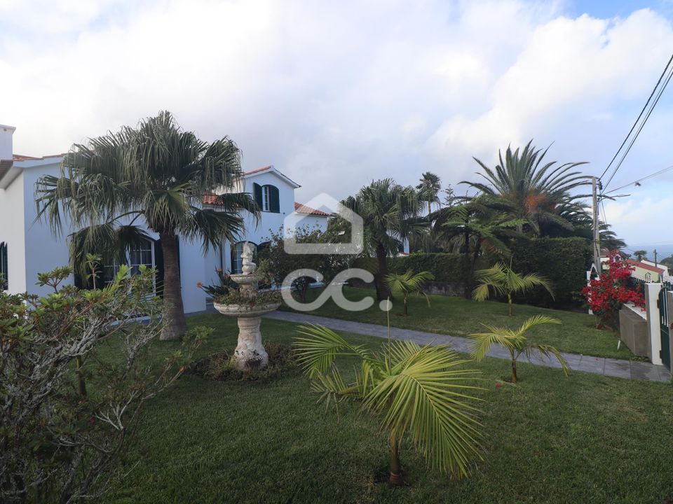 Villa i Ponta Delgada, Sao Miguel - foto 1