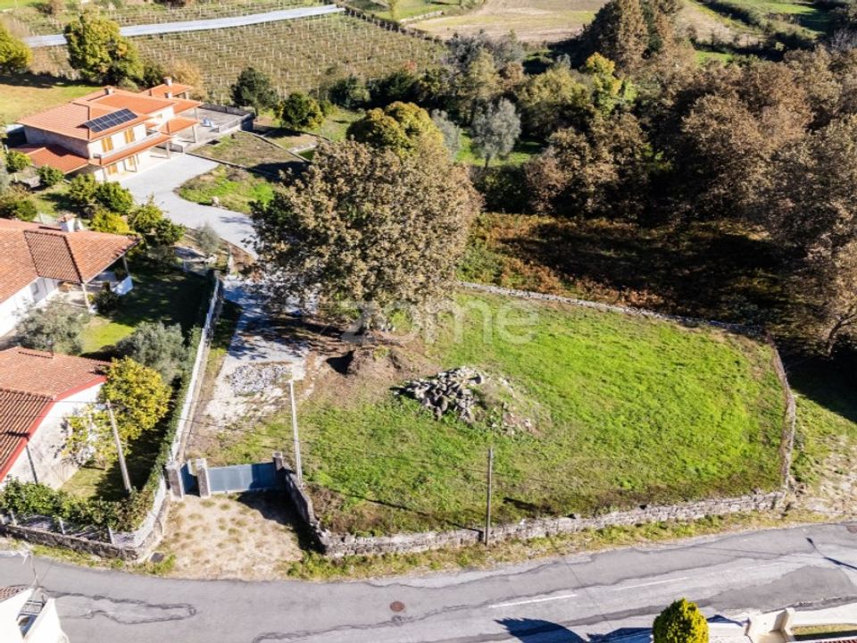 Helårsgrund i Povoa de Lanhoso, Braga - foto 1