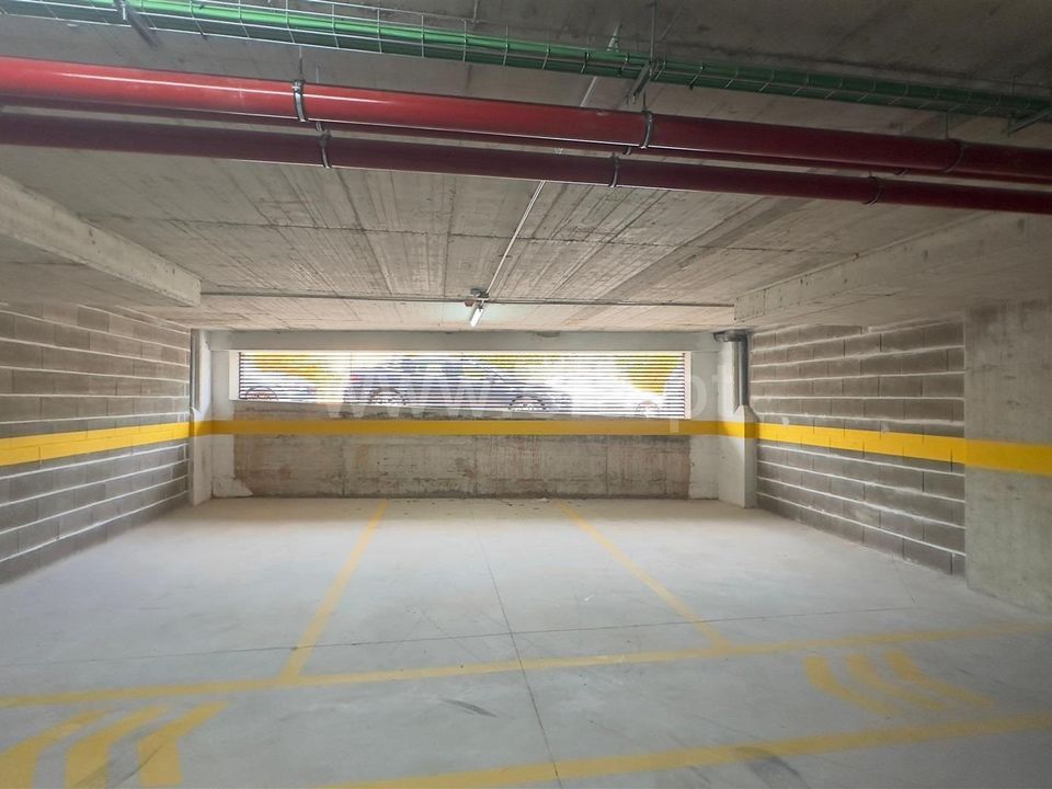 Garage i Portimao, Faro - foto 1