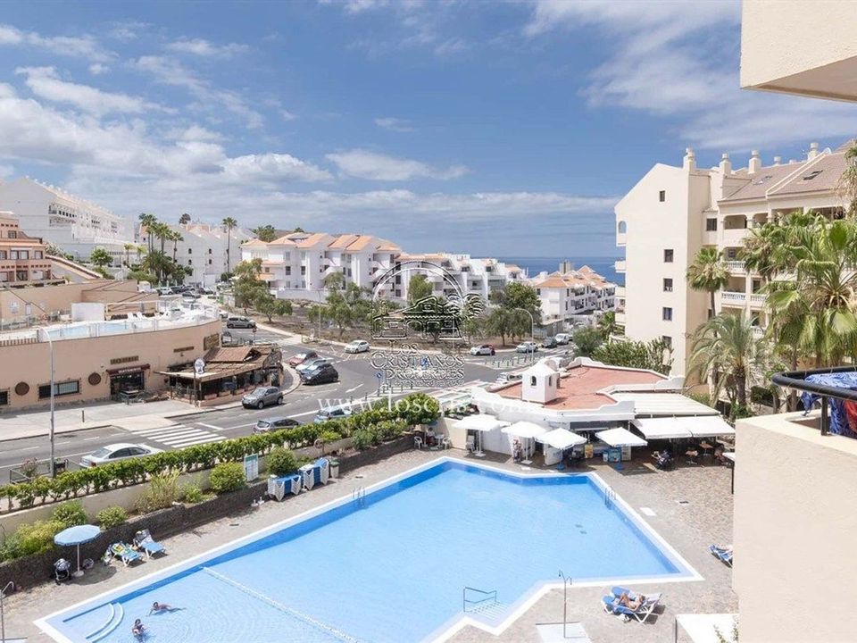 Lejlighed i Playa De Los Cristianos, Tenerife - foto 1