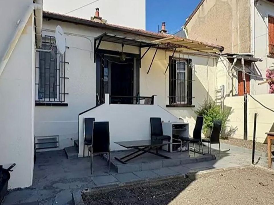 Villa i Pierrefitte-sur-Seine, Seine-Saint-Denis - foto 1