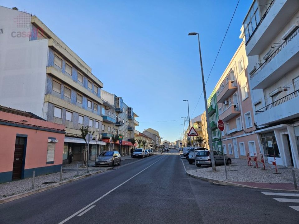 Lejlighed i Baixa da Banheira, Setubal - foto 1