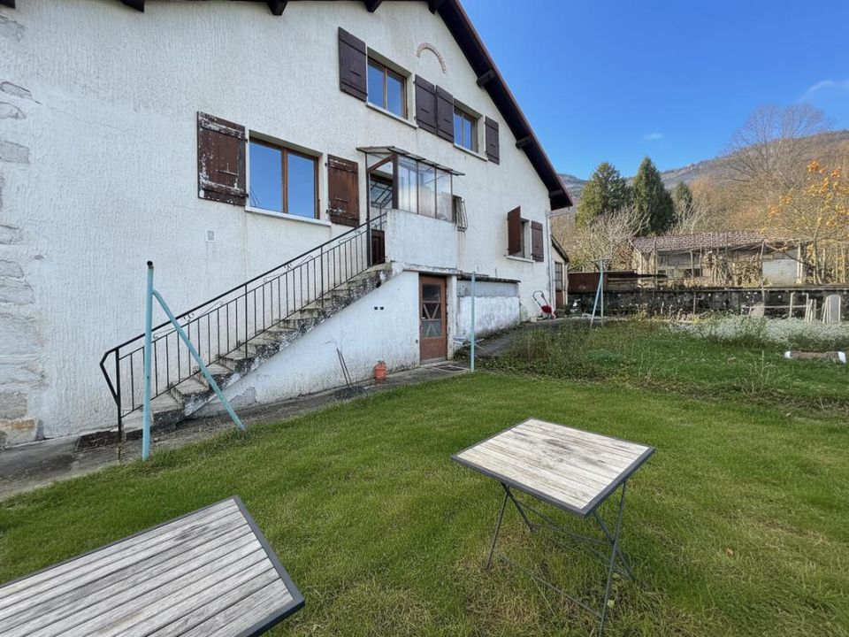 Villa in Farges, Ain - foto 1