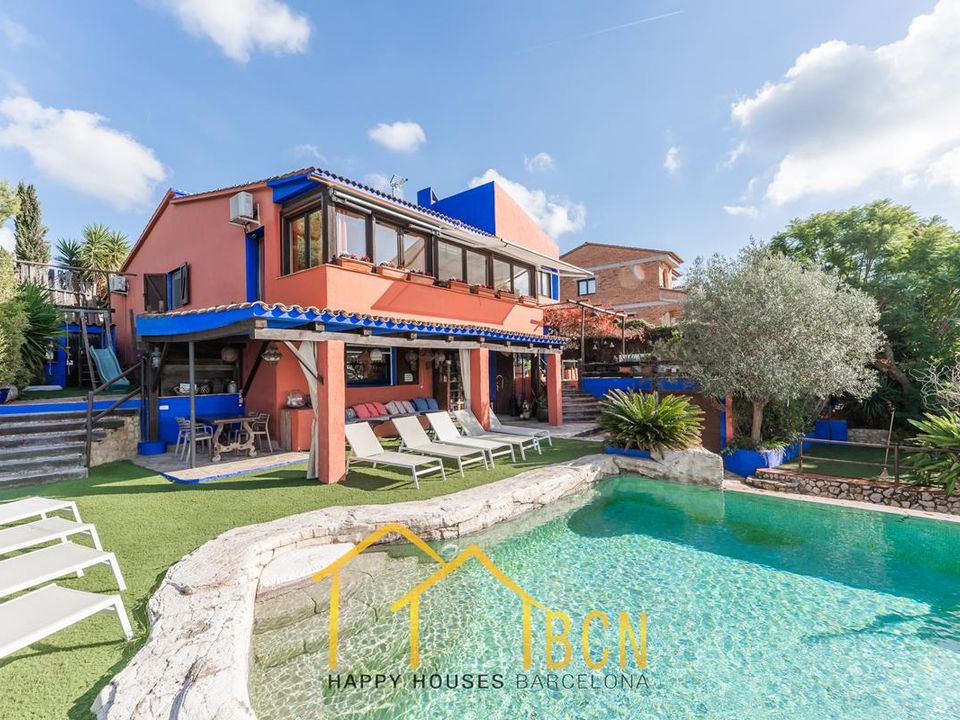 Villa i Sant Pere De Ribes, Barcelona - bilde 1