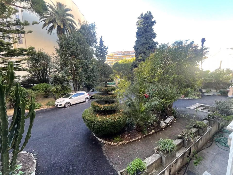 Lejlighed i Menton, Alpes-Maritimes - foto 1